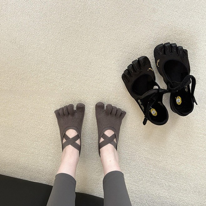 Pilates Yoga Studio - Women's Criss-Cross Strappy Five-Toe Yoga Socks