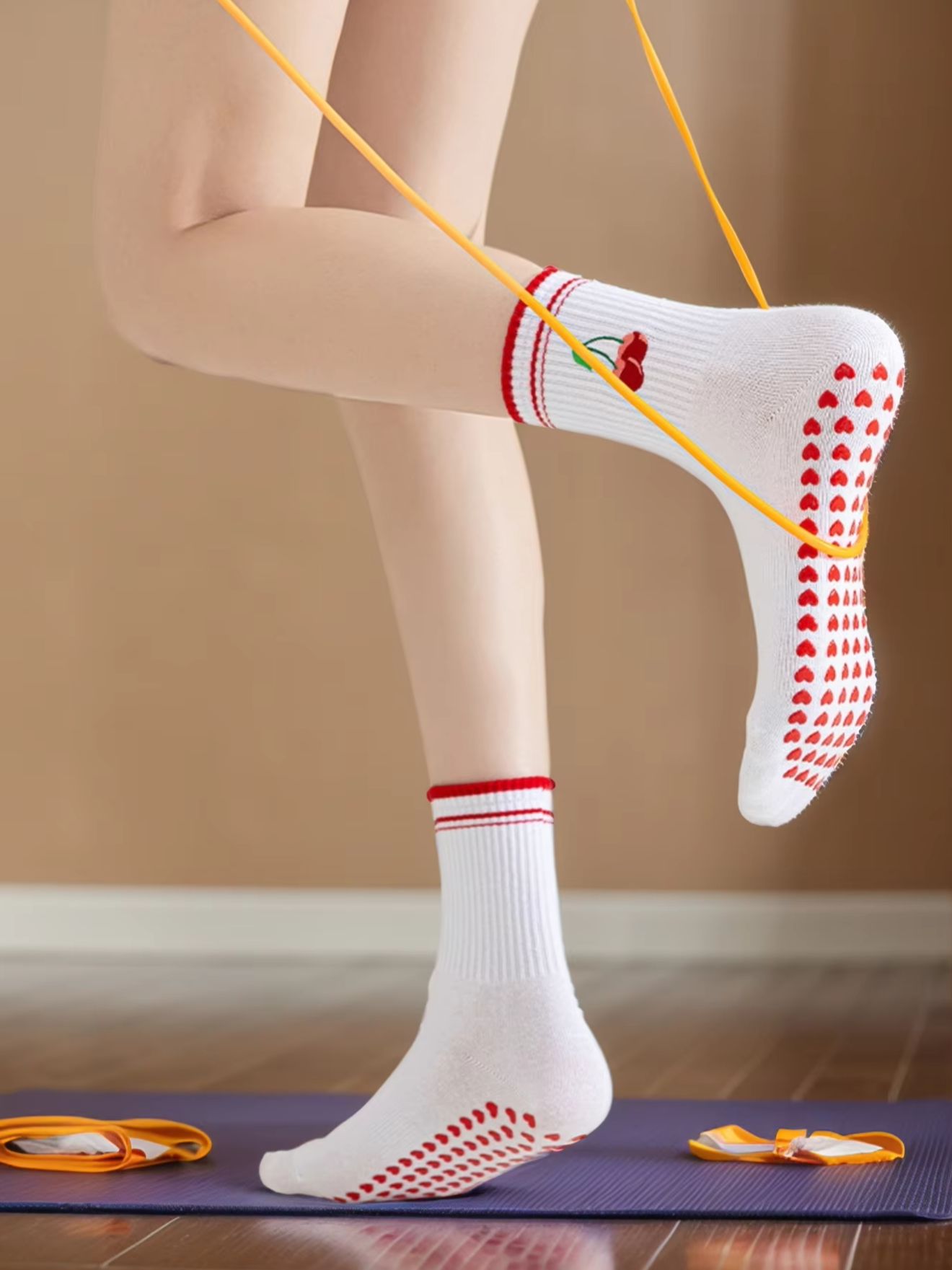 Pilates & Yoga Training Center - 1 Pairs Cross-Border Professional Yoga Socks,