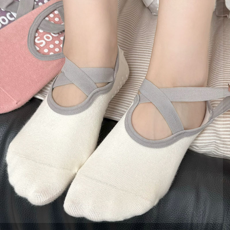Professional Women Yoga Sock S - огляд і ціна Pilates & Yoga Training Center